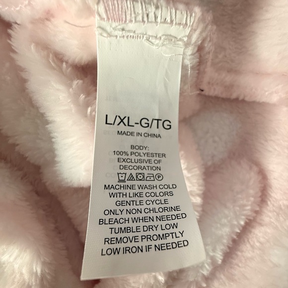 Kate Spade pink hearts soft plush bathrobe. L - Picture 4 of 8